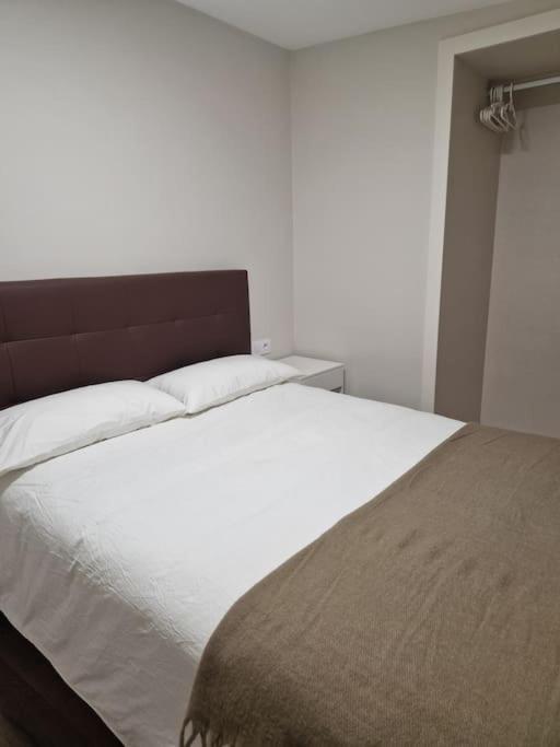 Atico Cork Apartment Vigo Exterior photo